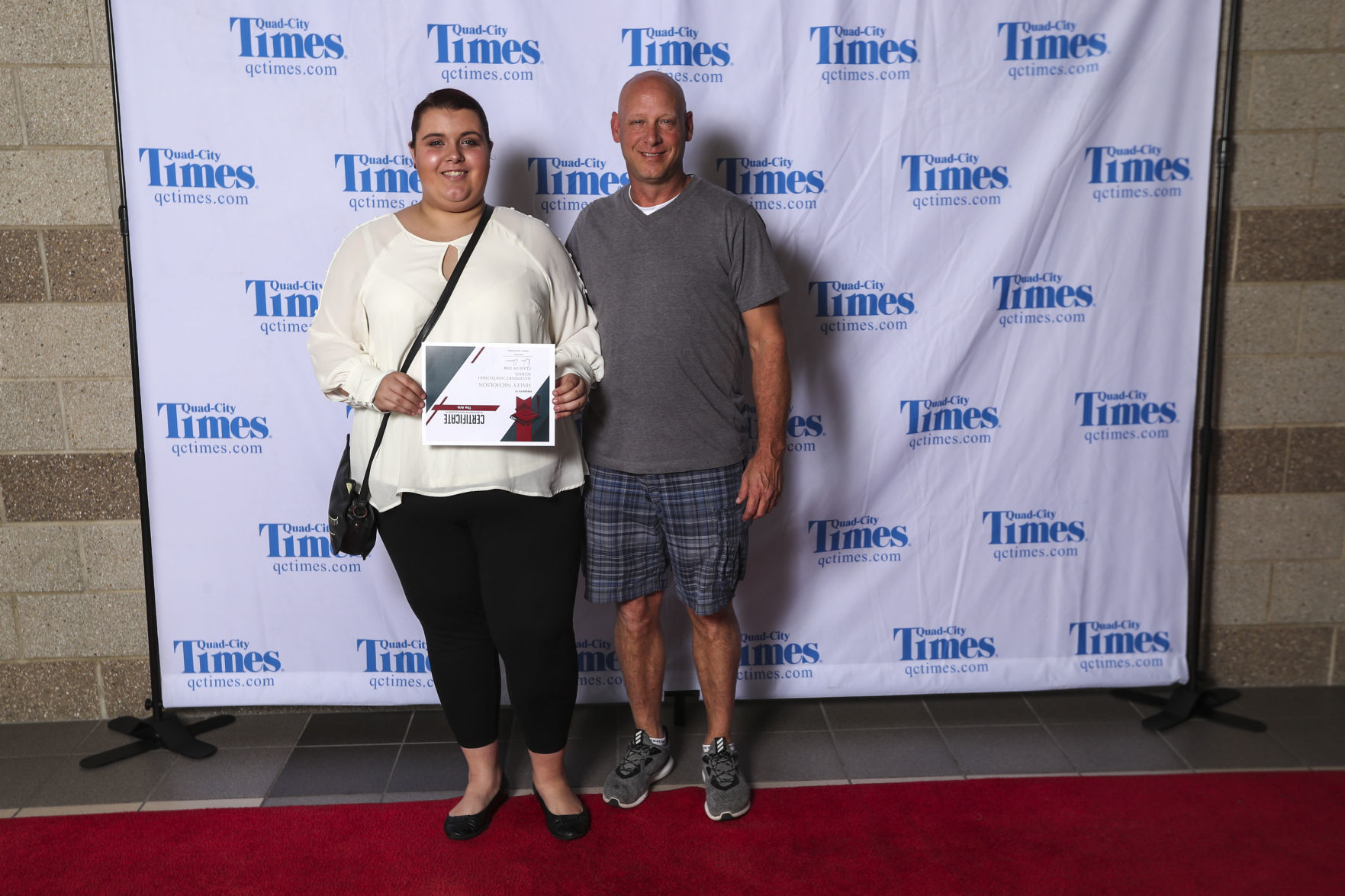 051518-salute-to-academics-red-carpet-046
